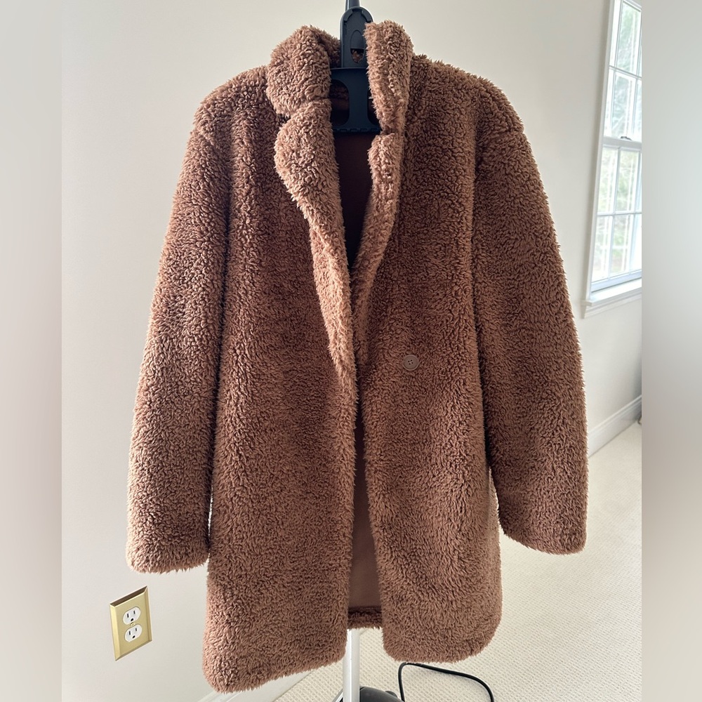UNIQLO long camel brown teddy coat/jacket